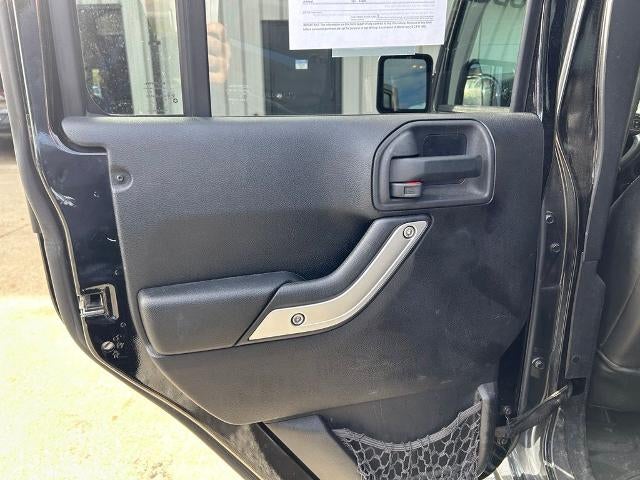 2012 Jeep Wrangler Unlimited 4WD 4dr Sahara