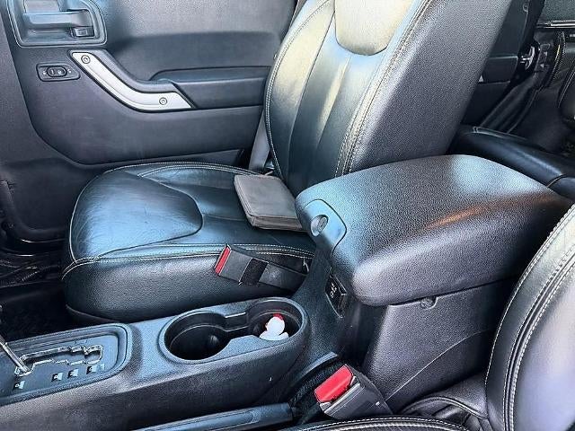 2016 Jeep Wrangler Unlimited 4WD 4dr Sahara