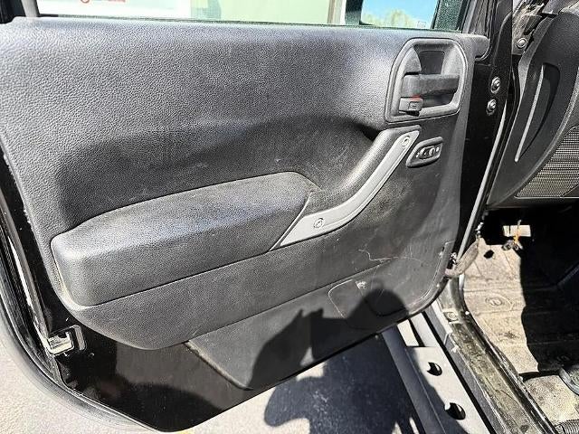 2016 Jeep Wrangler Unlimited 4WD 4dr Sahara