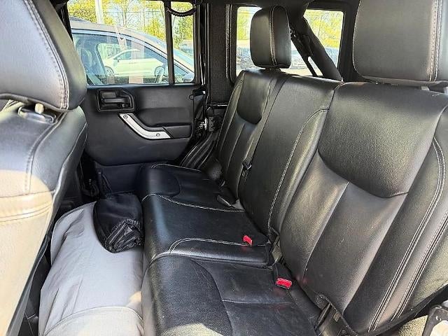 2016 Jeep Wrangler Unlimited 4WD 4dr Sahara