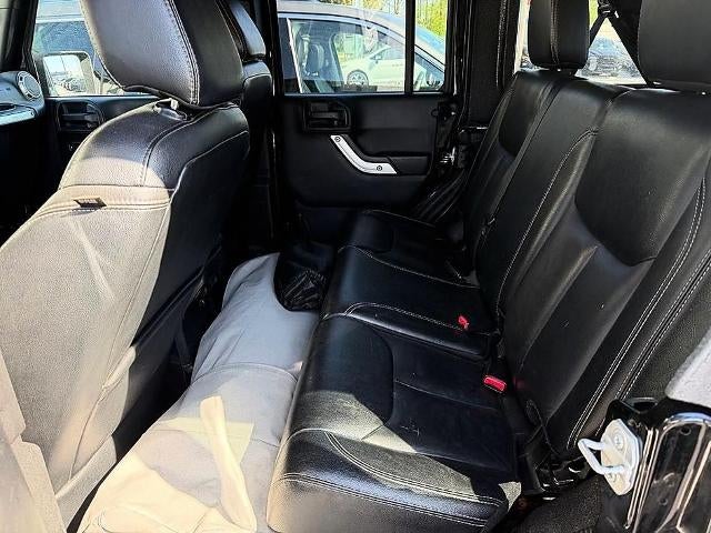 2016 Jeep Wrangler Unlimited 4WD 4dr Sahara