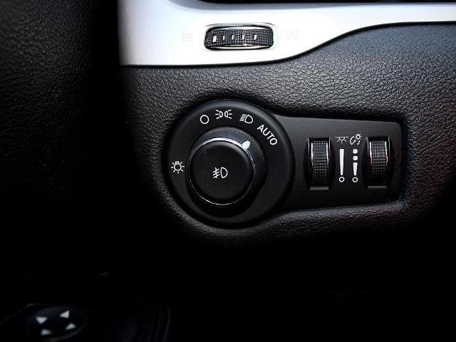 2017 Jeep Cherokee Trailhawk 4x4 *Ltd Avail*