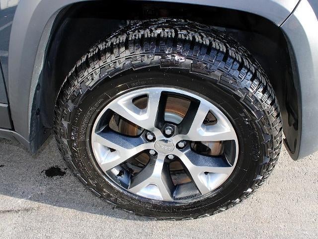 2017 Jeep Cherokee Trailhawk 4x4 *Ltd Avail*