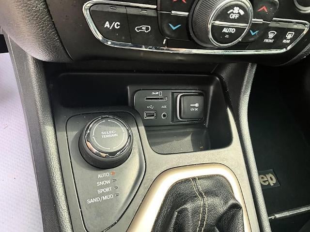 2015 Jeep Cherokee 4WD 4dr Limited