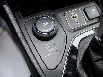 2023 Jeep Cherokee Altitude Lux 4x4