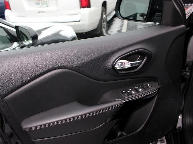 2023 Jeep Cherokee Altitude Lux 4x4