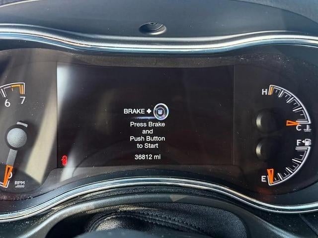 2021 Jeep Grand Cherokee Laredo X 4x4