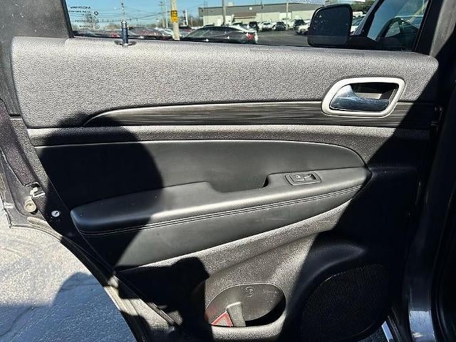 2021 Jeep Grand Cherokee Laredo X 4x4