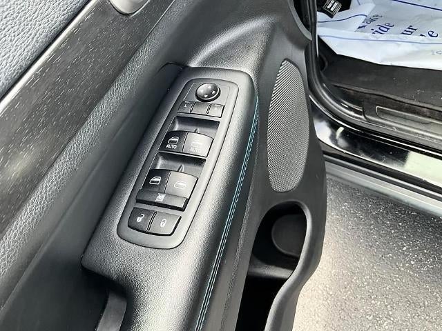 2018 Jeep Grand Cherokee Laredo 4x4 *Ltd Avail*