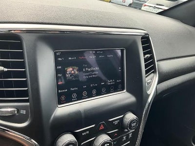 2018 Jeep Grand Cherokee Laredo 4x4 *Ltd Avail*