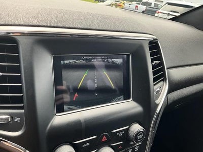 2018 Jeep Grand Cherokee Laredo 4x4 *Ltd Avail*