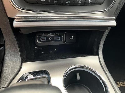 2018 Jeep Grand Cherokee Laredo 4x4 *Ltd Avail*