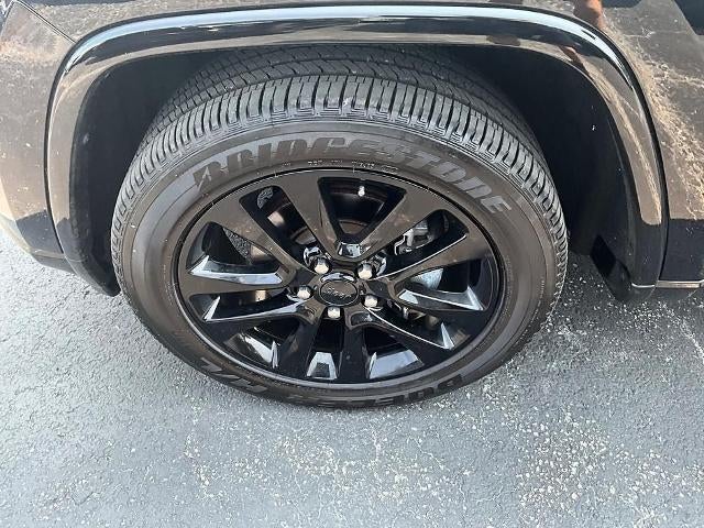 2017 Jeep Grand Cherokee Altitude 4x4 *Ltd Avail*