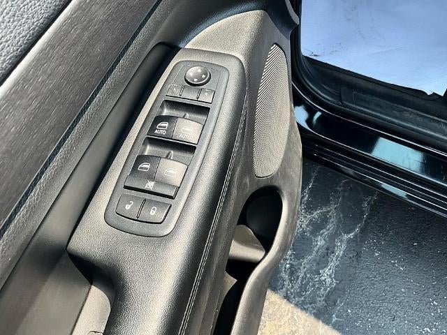 2017 Jeep Grand Cherokee Altitude 4x4 *Ltd Avail*