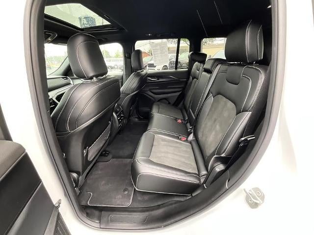 2025 Jeep Grand Cherokee Altitude X 4x4