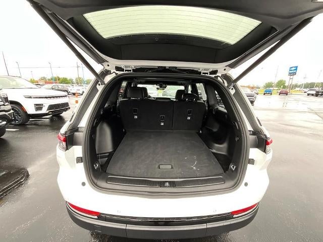 2025 Jeep Grand Cherokee Altitude X 4x4