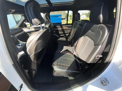 2023 Jeep Grand Cherokee Summit 4x4