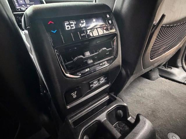2022 Jeep Grand Cherokee L Altitude 4x4