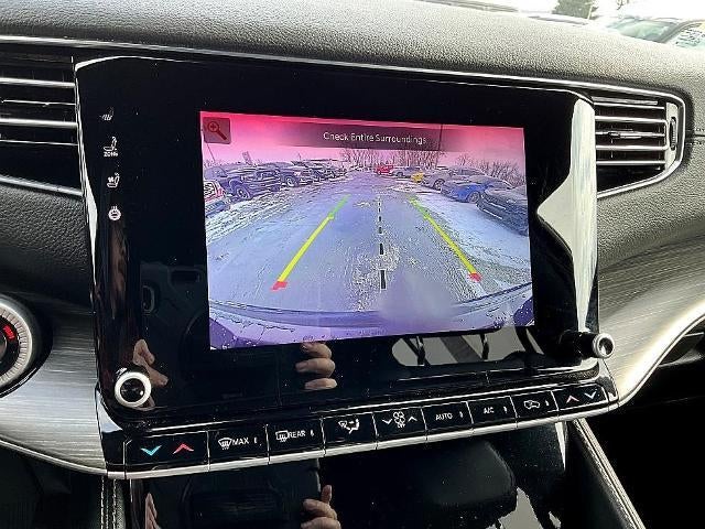 2024 Jeep Wagoneer L Series II 4x4