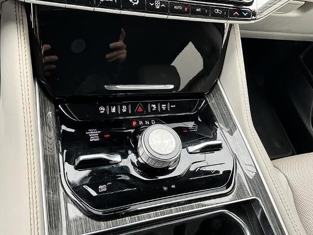 2022 Jeep Wagoneer Series III 4x4
