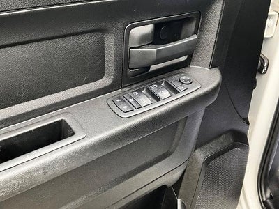 2019 RAM 1500 Classic Tradesman 4x2 Quad Cab 6'4" Box