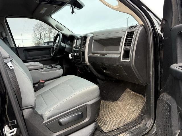 2018 RAM 1500 Express 4x4 Quad Cab 6'4" Box