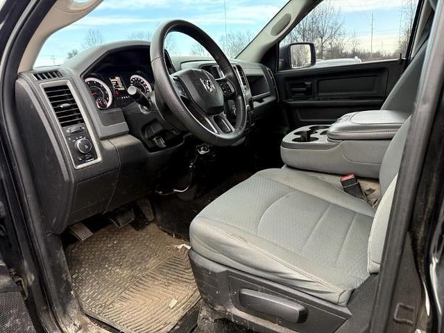 2018 RAM 1500 Express 4x4 Quad Cab 6'4" Box