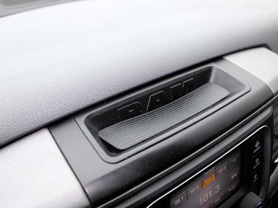 2018 RAM 1500 Express 4x4 Quad Cab 6'4" Box