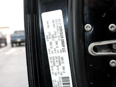 2014 RAM 1500 4WD Quad Cab 6.4 Ft Box Express