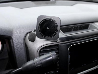 2014 RAM 1500 4WD Quad Cab 6.4 Ft Box Express