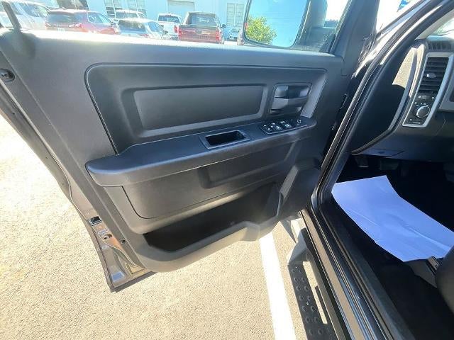 2015 RAM 1500 4WD Crew Cab 5.7 Ft Box Tradesman