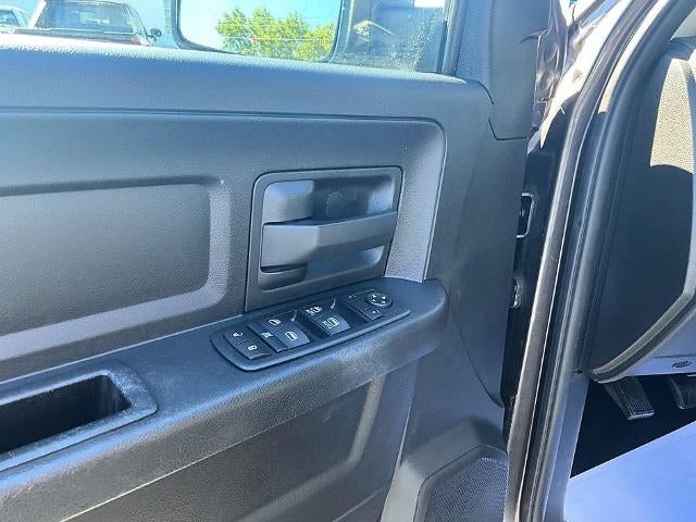 2015 RAM 1500 4WD Crew Cab 5.7 Ft Box Tradesman