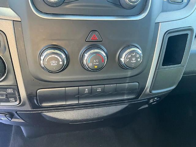 2015 RAM 1500 4WD Crew Cab 5.7 Ft Box Tradesman