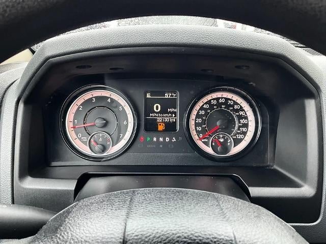 2017 RAM 1500 Express 4x4 Crew Cab 5'7" Box