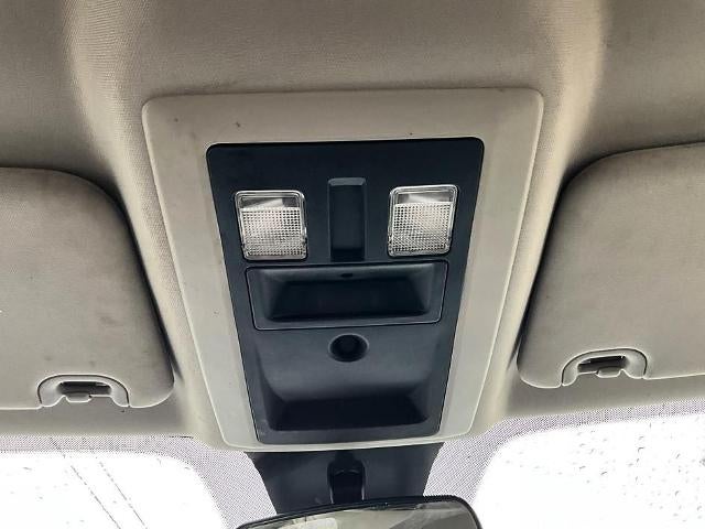 2017 RAM 1500 Express 4x4 Crew Cab 5'7" Box