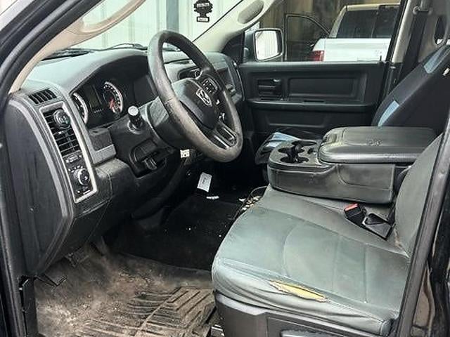 2017 RAM 1500 Express 4x4 Crew Cab 5'7" Box