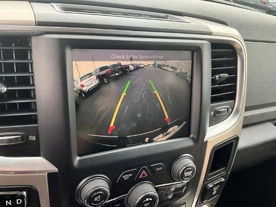 2016 RAM 1500 4WD Crew Cab 5.7 Ft Box Big Horn