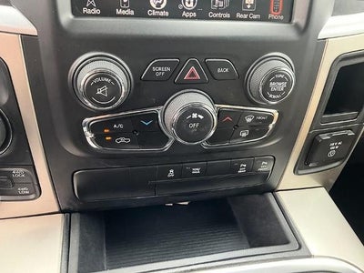 2016 RAM 1500 4WD Crew Cab 5.7 Ft Box Big Horn
