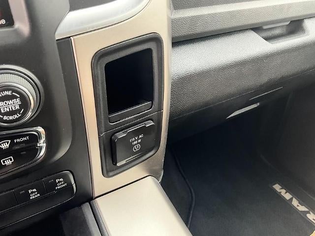 2016 RAM 1500 4WD Crew Cab 5.7 Ft Box Big Horn