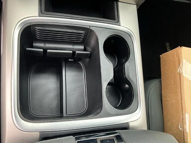2016 RAM 1500 4WD Crew Cab 5.7 Ft Box Big Horn