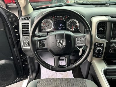 2016 RAM 1500 4WD Crew Cab 5.7 Ft Box Big Horn