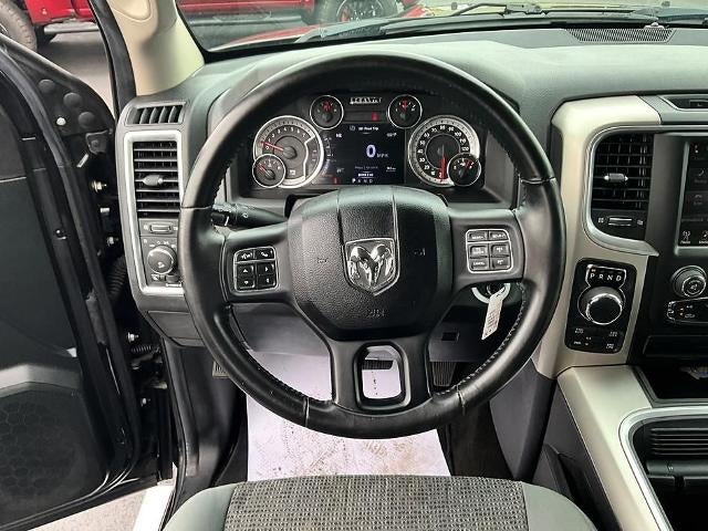 2016 RAM 1500 4WD Crew Cab 5.7 Ft Box Big Horn