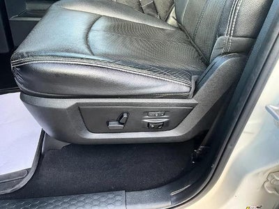 2018 RAM 1500 Laramie 4x4 Crew Cab 5'7" Box