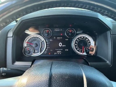 2018 RAM 1500 Laramie 4x4 Crew Cab 5'7" Box