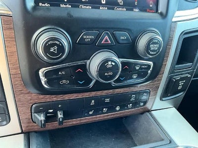 2018 RAM 1500 Laramie 4x4 Crew Cab 5'7" Box