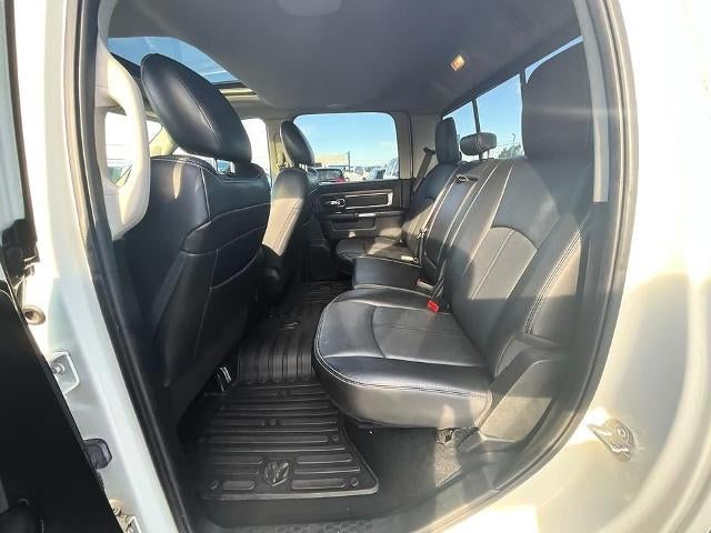 2018 RAM 1500 Laramie 4x4 Crew Cab 5'7" Box