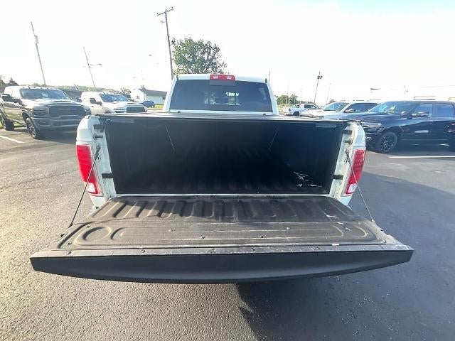 2018 RAM 1500 Laramie 4x4 Crew Cab 5'7" Box