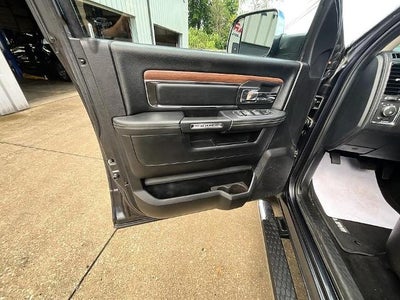 2016 RAM 1500 4WD Crew Cab 5.7 Ft Box Laramie