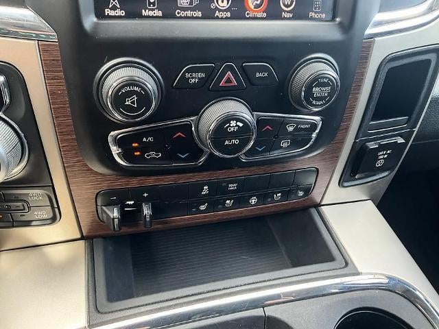2016 RAM 1500 4WD Crew Cab 5.7 Ft Box Laramie