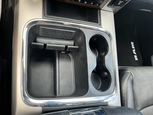 2016 RAM 1500 4WD Crew Cab 5.7 Ft Box Laramie